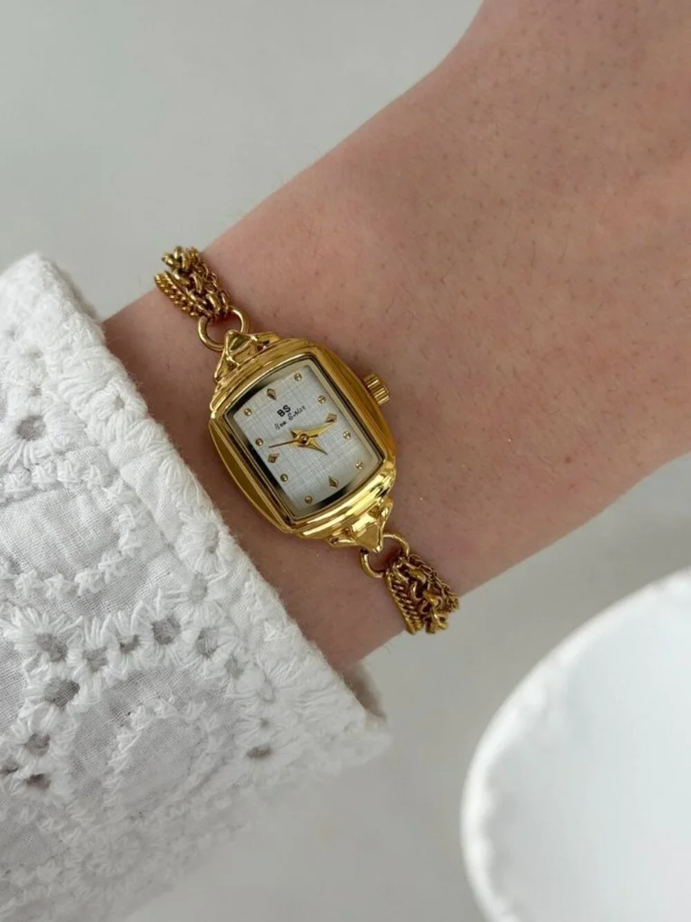 Sku0522 Retro Gold Women Minimalist Bangle Watch Stainless‎ steel + gift bag